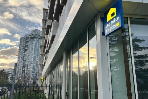 Une Pièce en Plus La Défense